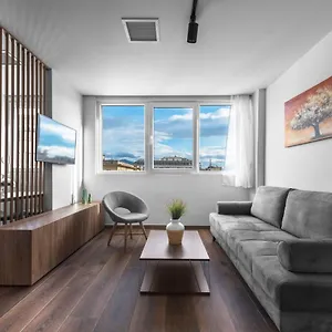 Apartament Ultima, Nilie Hospitality Mgmt