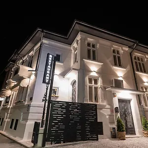 Bed & Breakfast George&dragon, Bucarest