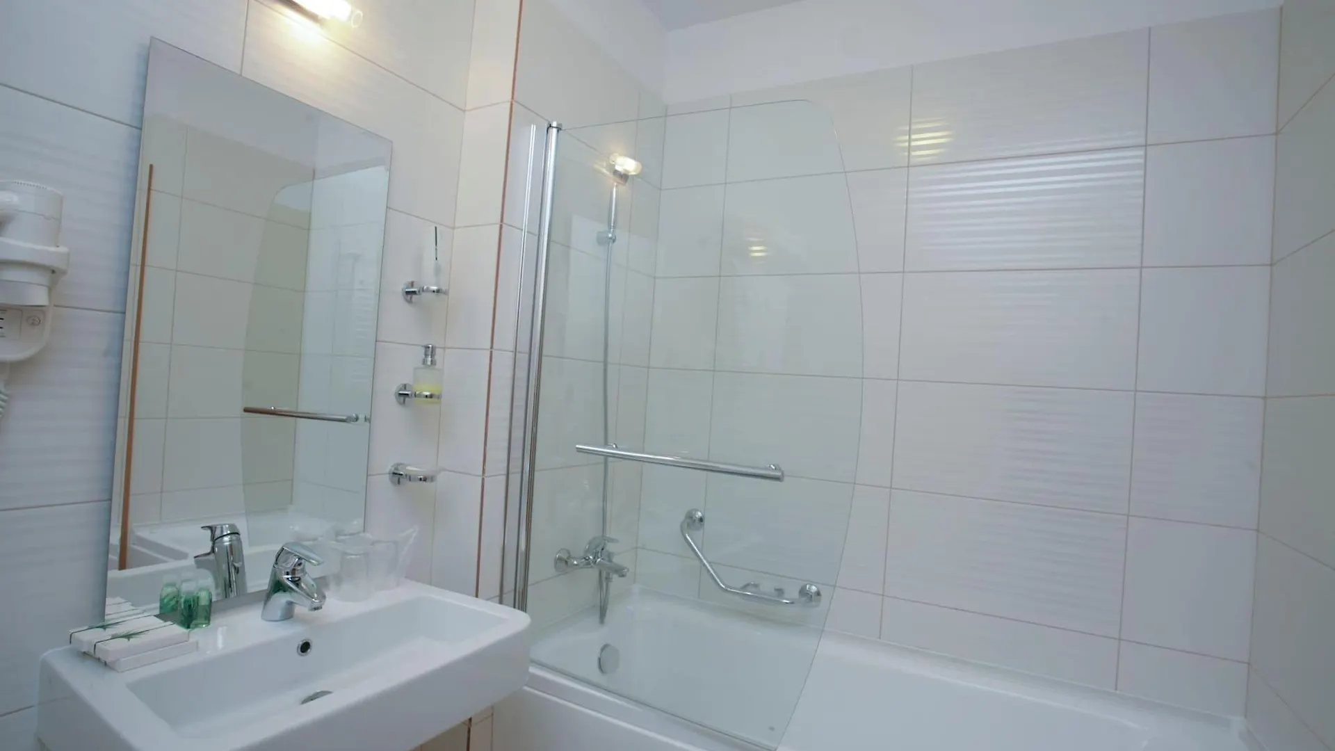 Mari Vila Hotel Bucarest 4*,